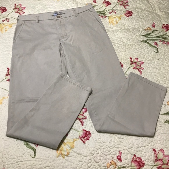 izod saltwater slim fit chinos